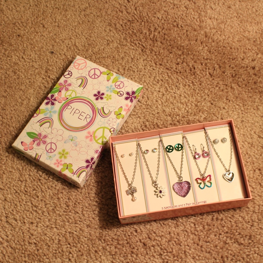 Kids’ Jewelry